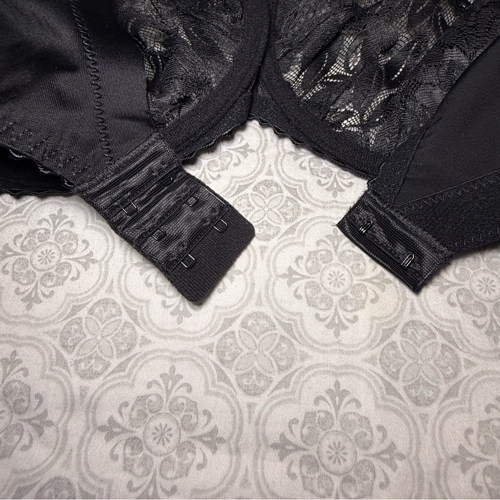 PrimaDonna Divine Seamless Non Padded Black Lace Bra Size 40G - Picture 11 of 13